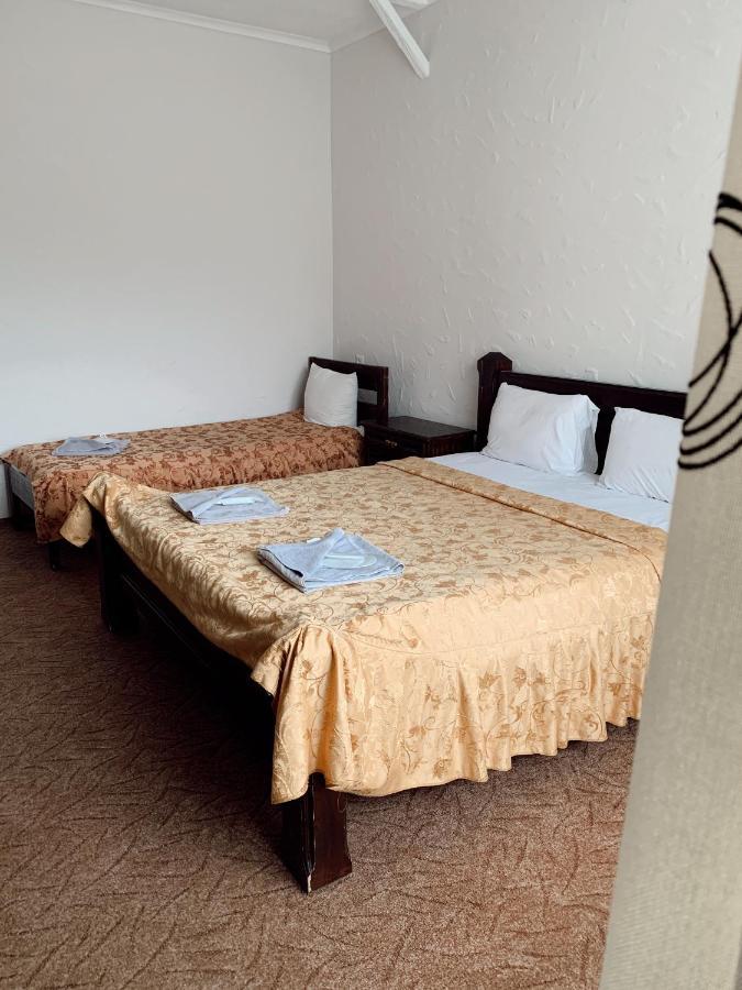 Orlyne Gnizdo Hotel แชร์นิฟซี ภายนอก รูปภาพ