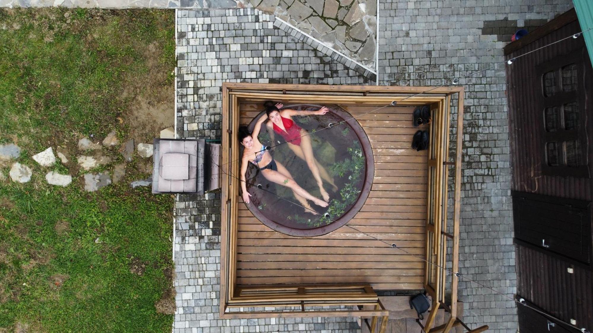 Orlyne Gnizdo Hotel แชร์นิฟซี ภายนอก รูปภาพ