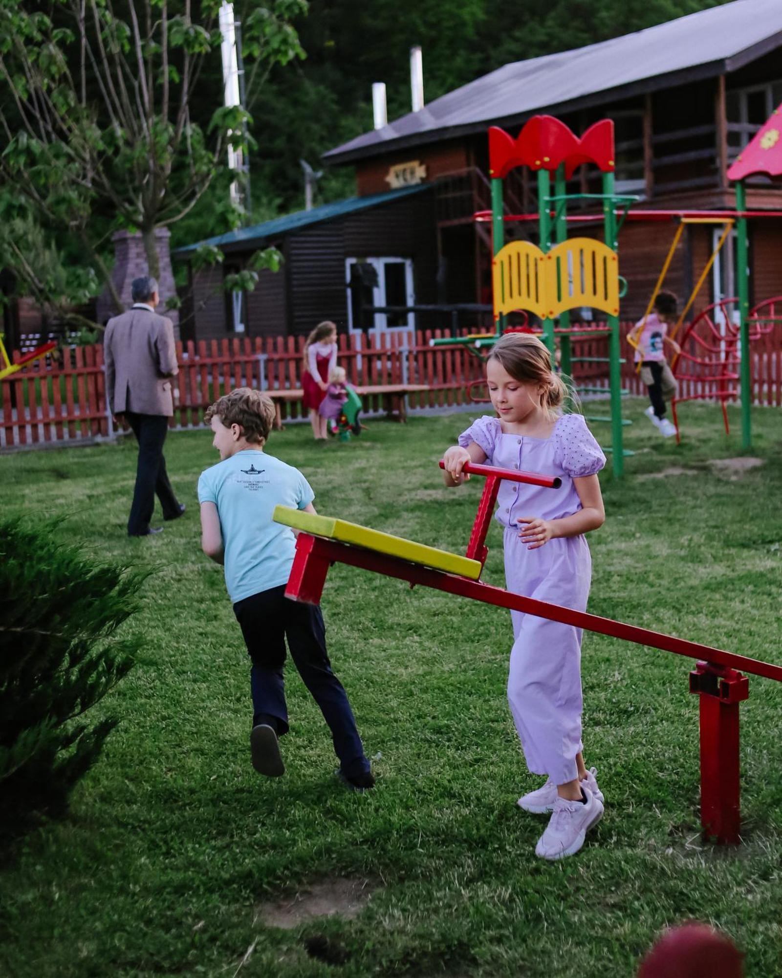 Orlyne Gnizdo Hotel แชร์นิฟซี ภายนอก รูปภาพ