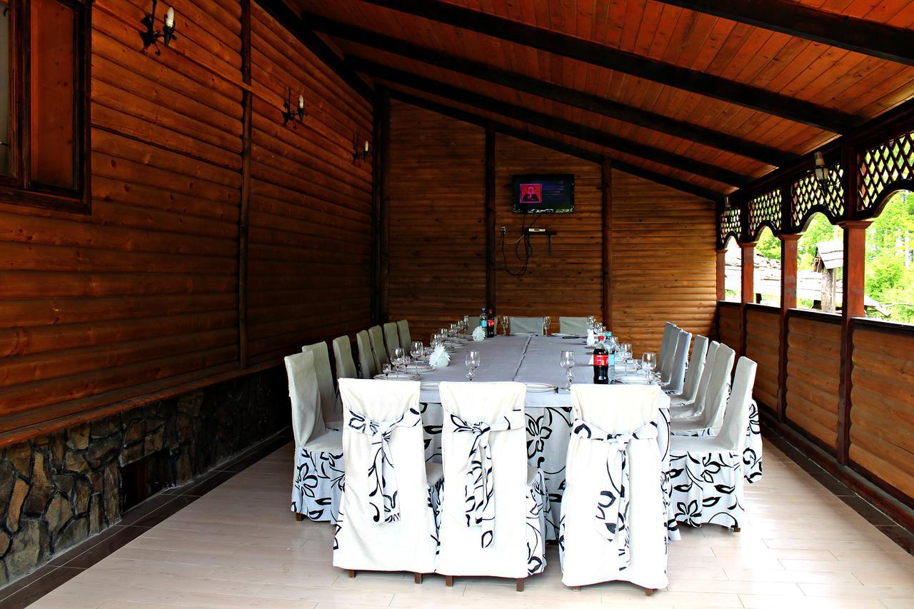 Orlyne Gnizdo Hotel แชร์นิฟซี ภายนอก รูปภาพ